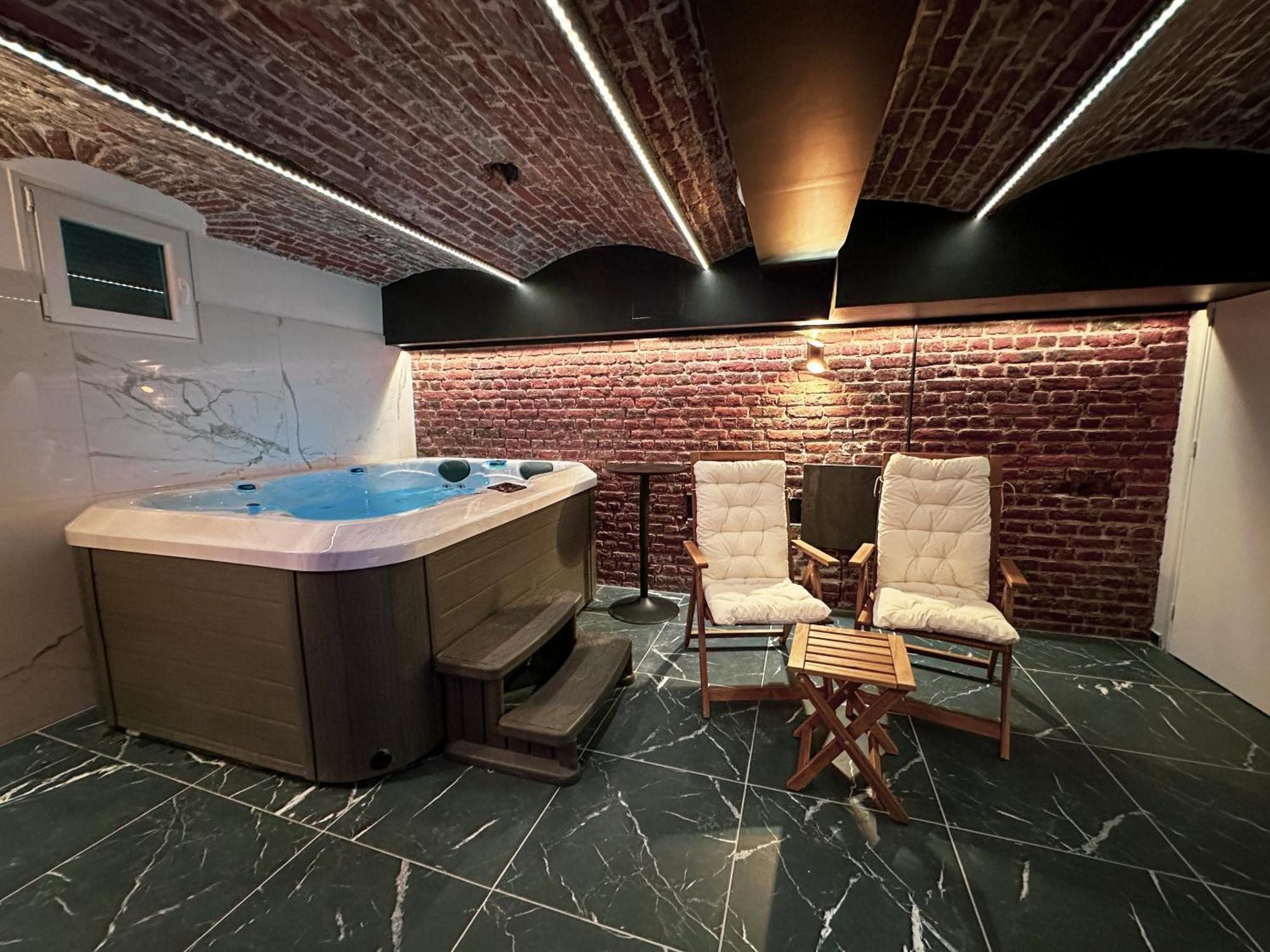 Le Bijou - Appartement, Sauna Et Jacuzzi - Lille Exteriör bild